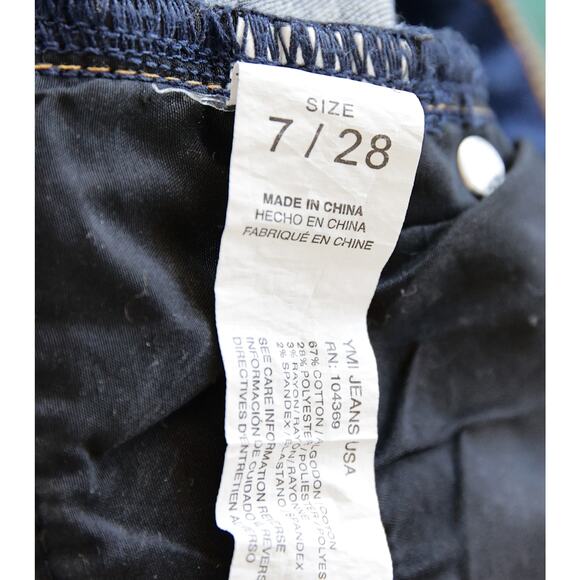 YMI High-waist Flare distressed jeans size 28 - Picture 4 of 4